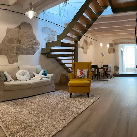 Nyaraló Antico E Moderno Con Design *