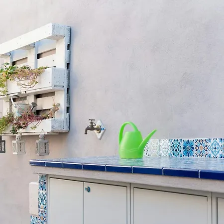 Antico E Moderno Con Design Nyaraló SantʼAntìoco