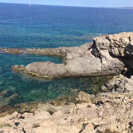 Antico E Moderno Con Design Сasa de vacaciones SantʼAntìoco
